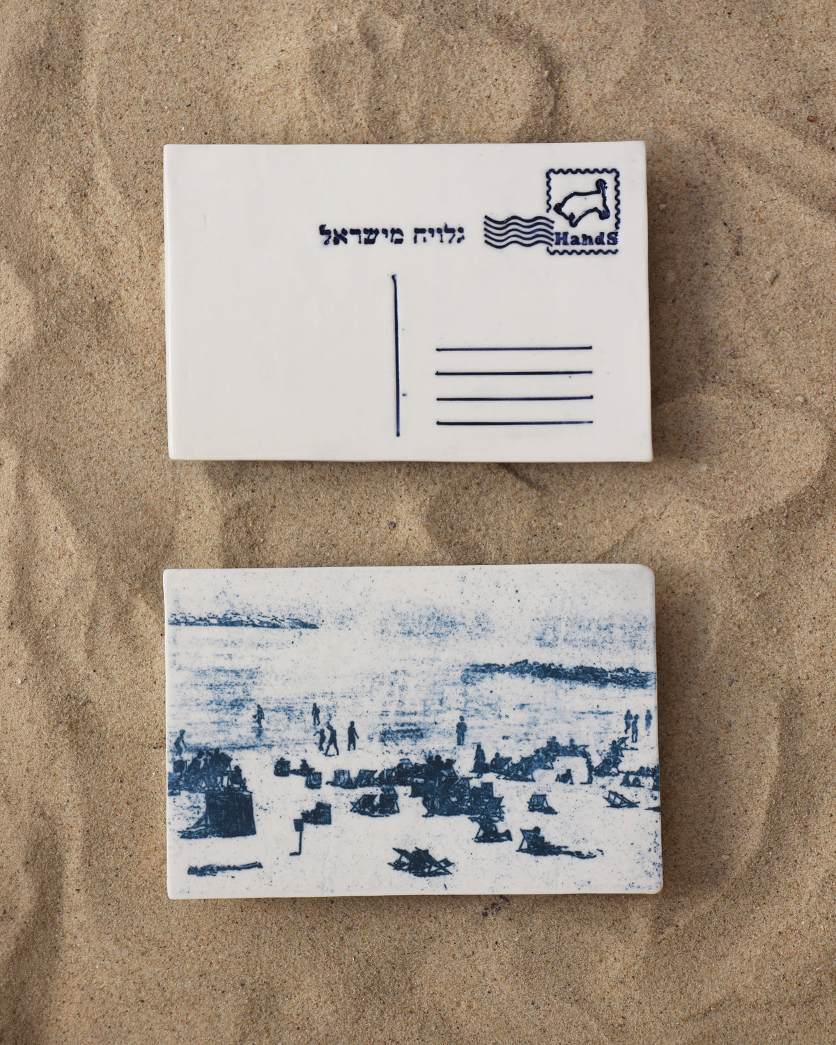 כסאות חוף מפוזרים, בול מזל שור